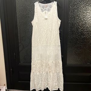 NWT Chicos White Linen Eyelet Maxi Dress